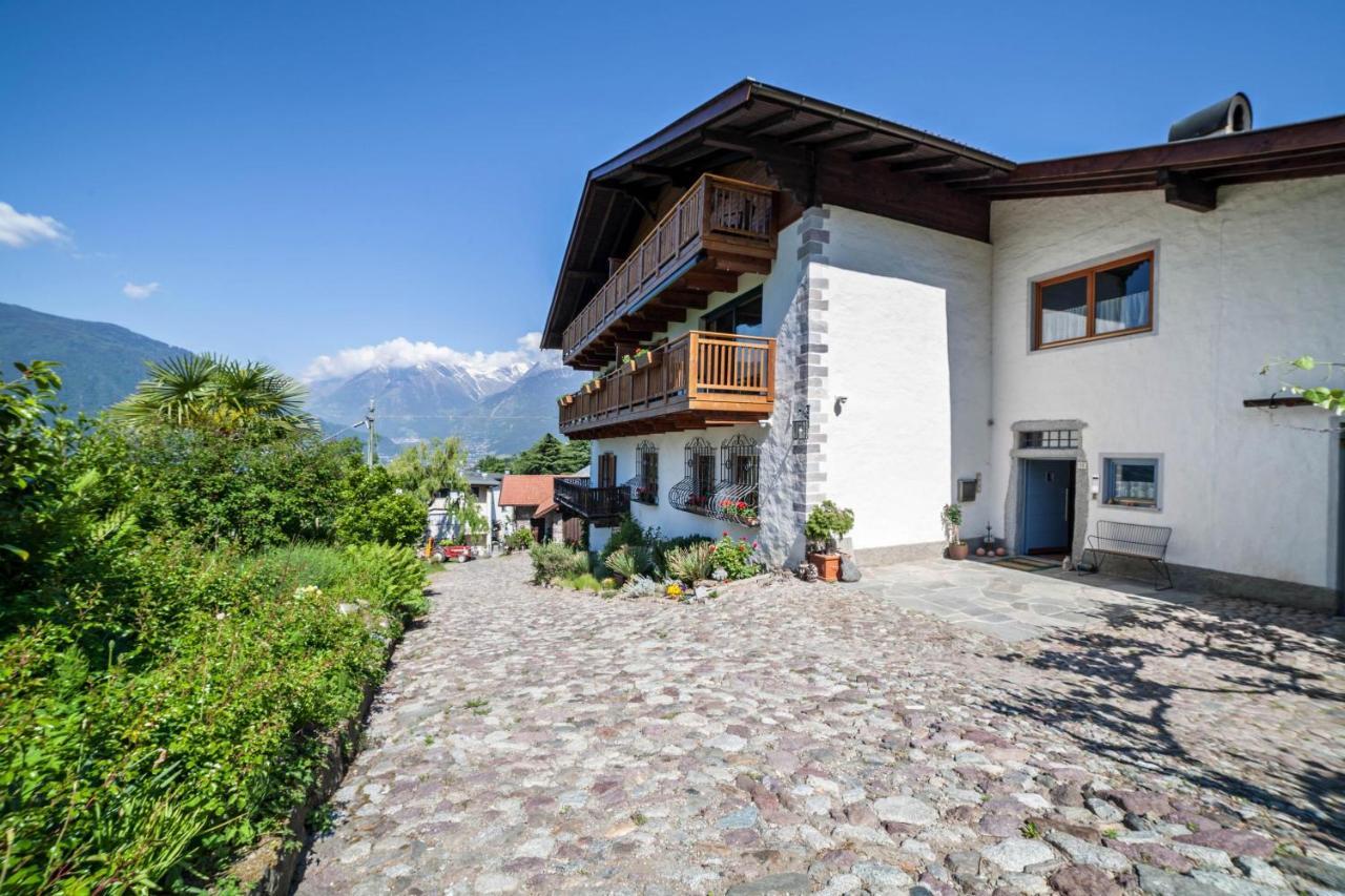 Ferienwohnung Zypresse Merano Esterno foto